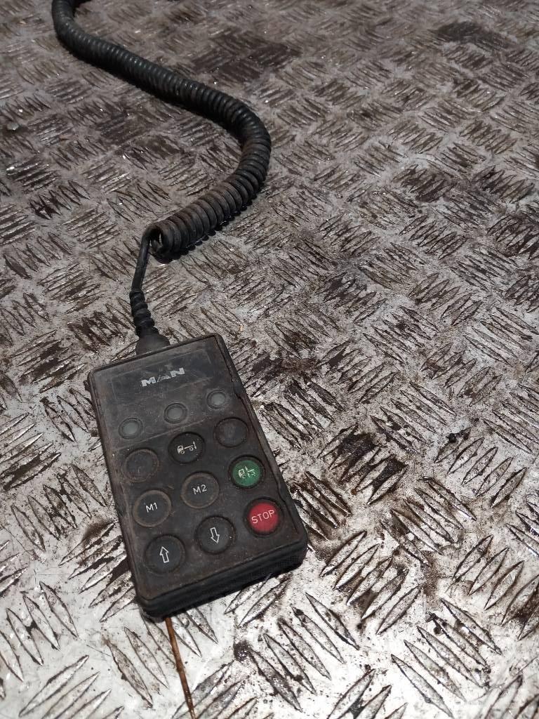 MAN TGA  4460561380 Cabine e interni