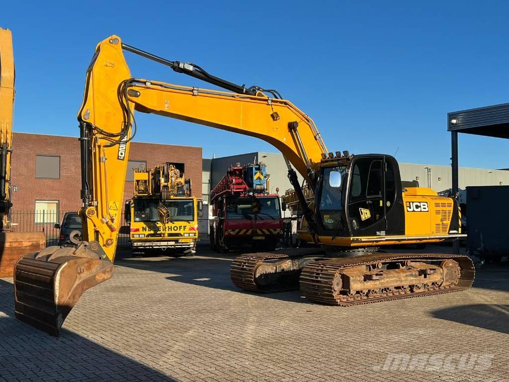 JCB JS 220 LC Escavatori cingolati