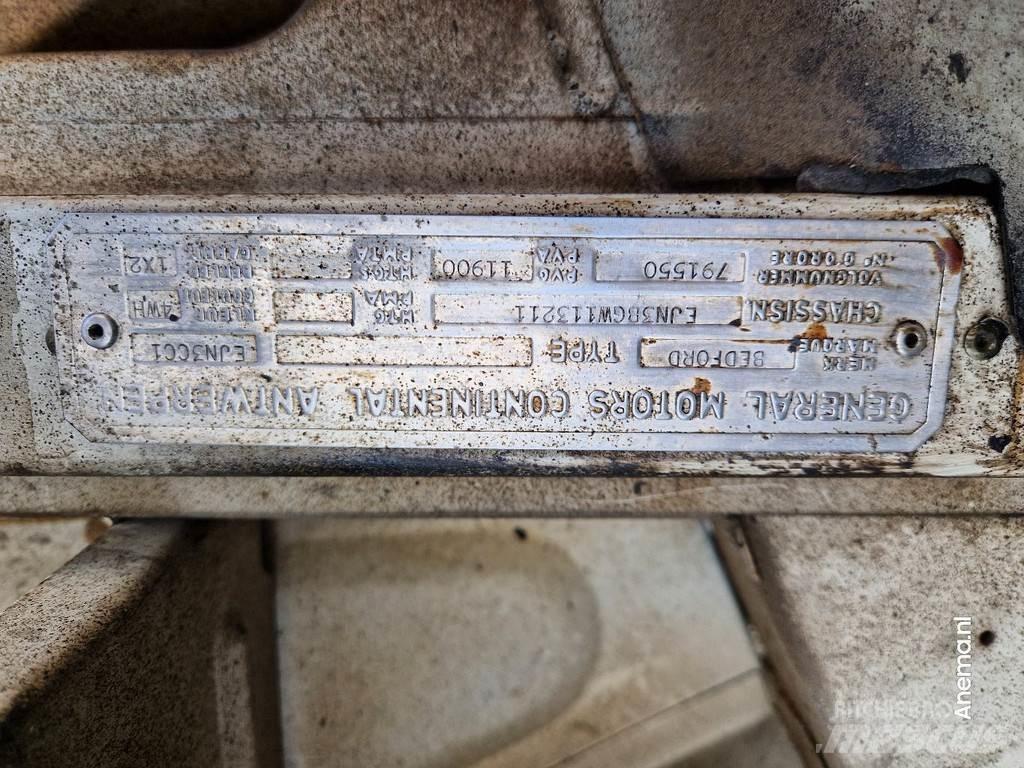 Bedford TK 1020 Motrici e Trattori Stradali
