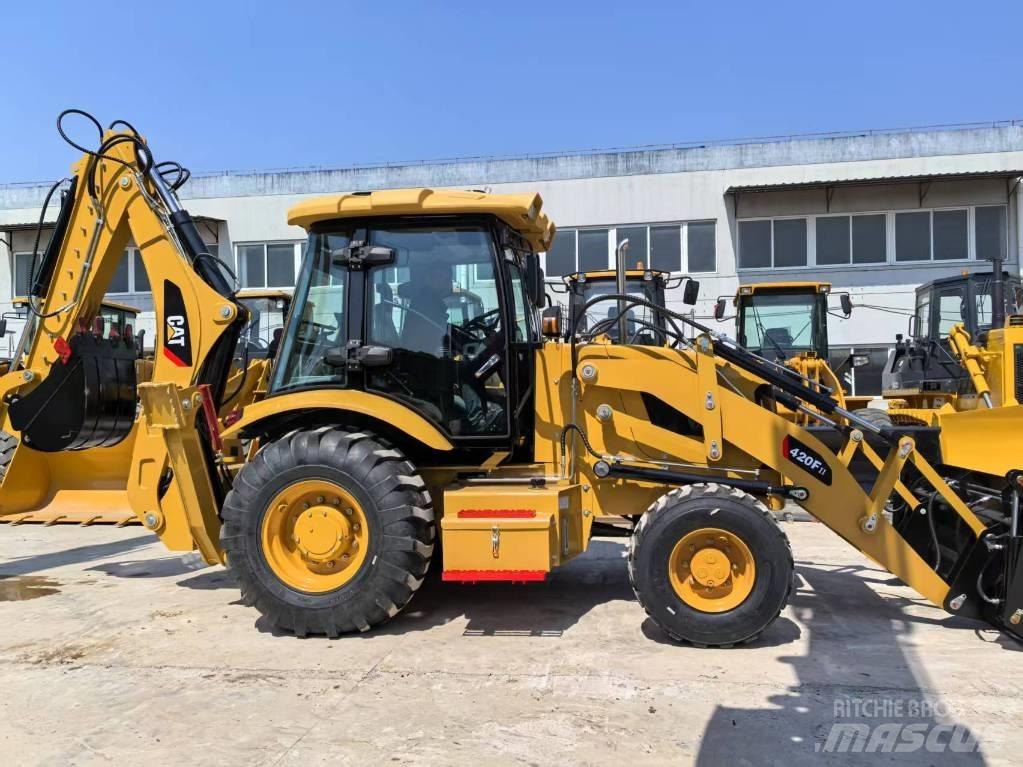 CAT 420 F Terne