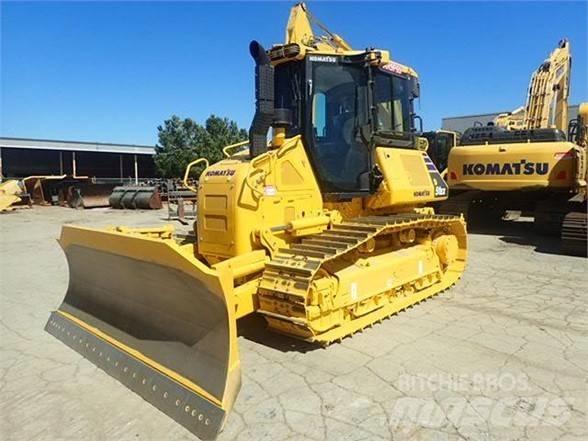 Komatsu D51EXi-24 Dozer cingolati
