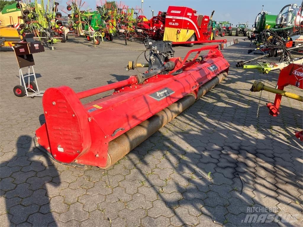 Kverneland FXF 640 Manutenzione verde e strade – Altro