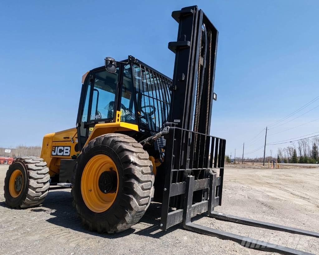 JCB 940 RTFL Elevatore per esterni