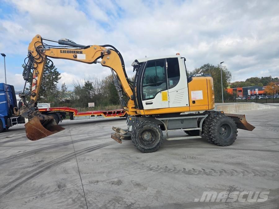 Liebherr 912 COMPACT Escavatori gommati