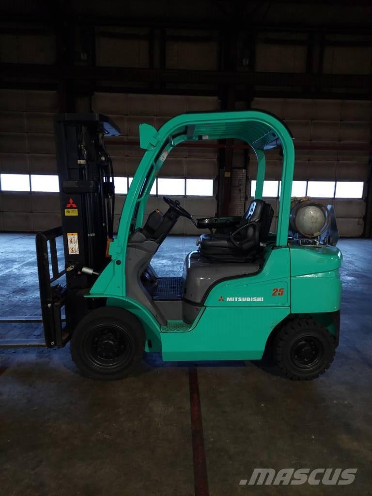 Mitsubishi FG 25 N Carrelli elevatori GPL