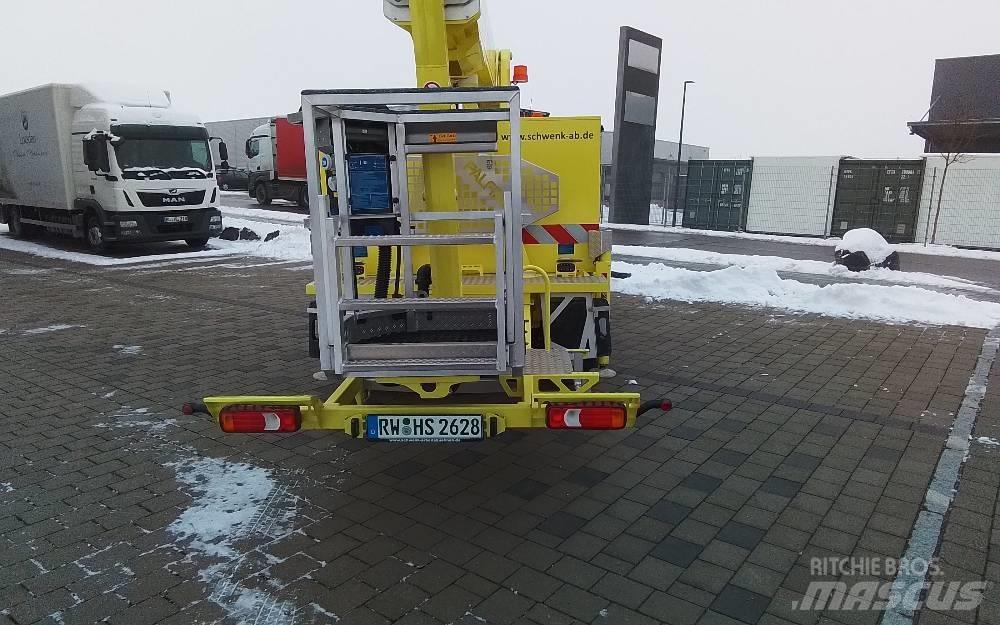 Palfinger P 250 BK Piattaforme autocarrate