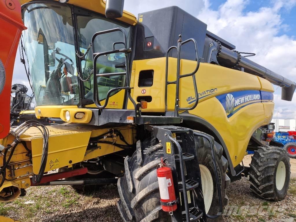 New Holland CX 8070 Mietitrebbiatrici