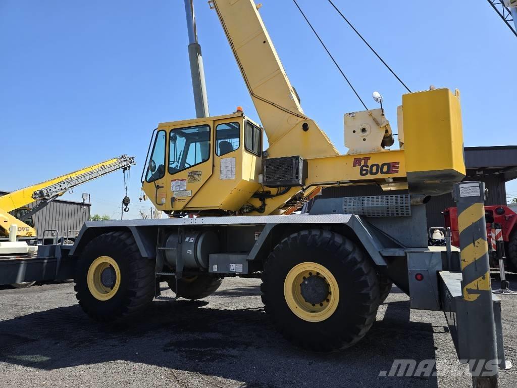 Grove RT 600 E Gru per terreni difficili