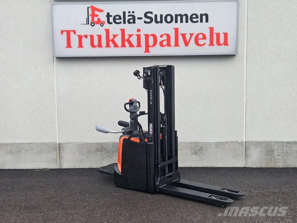 Toyota SPE120 L Carelli stoccatori  automatici-usati