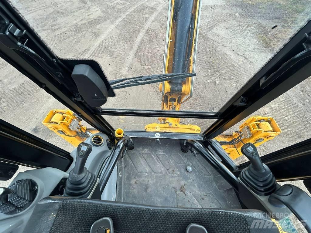 JCB 3 CX Terne