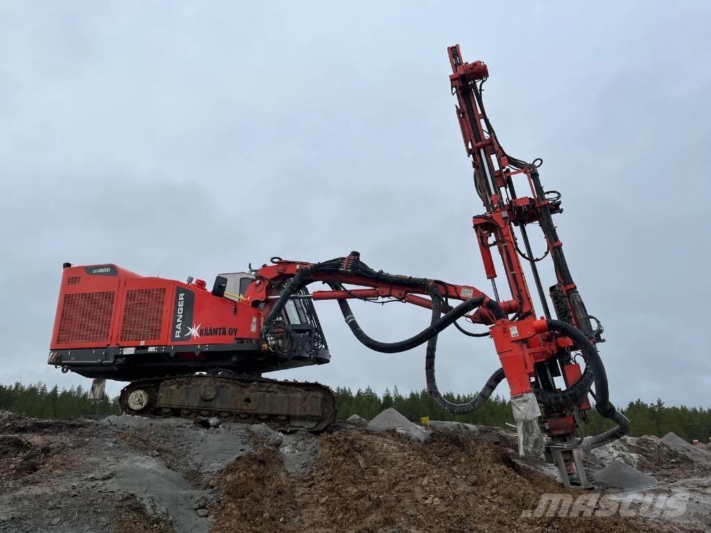 Sandvik DX800 Perforatrici di superficie