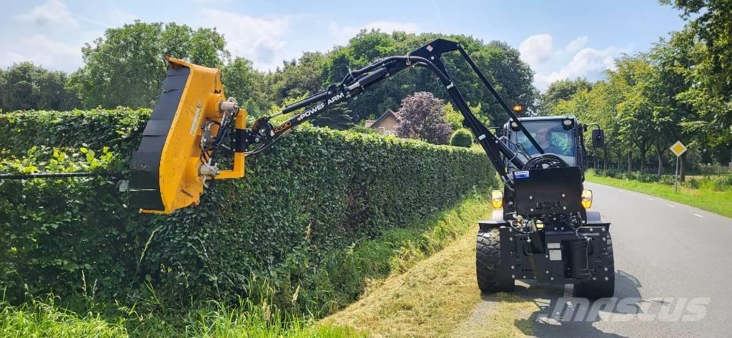 McConnel PA4330 Tagliasiepi