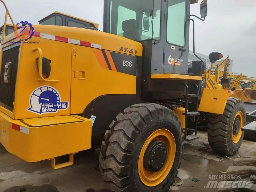 LiuGong CLG 836 H Pale gommate