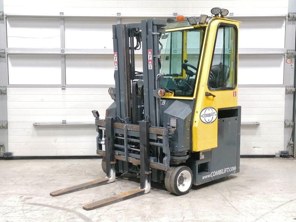 Combilift CBE2500 Carico laterale