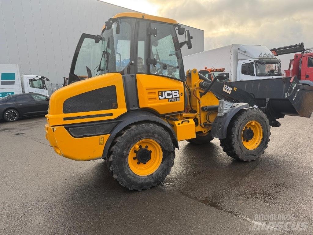 JCB 409 SV Terne