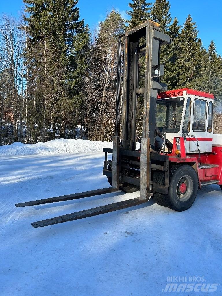 Svetruck 960-26 Carrelli elevatori diesel
