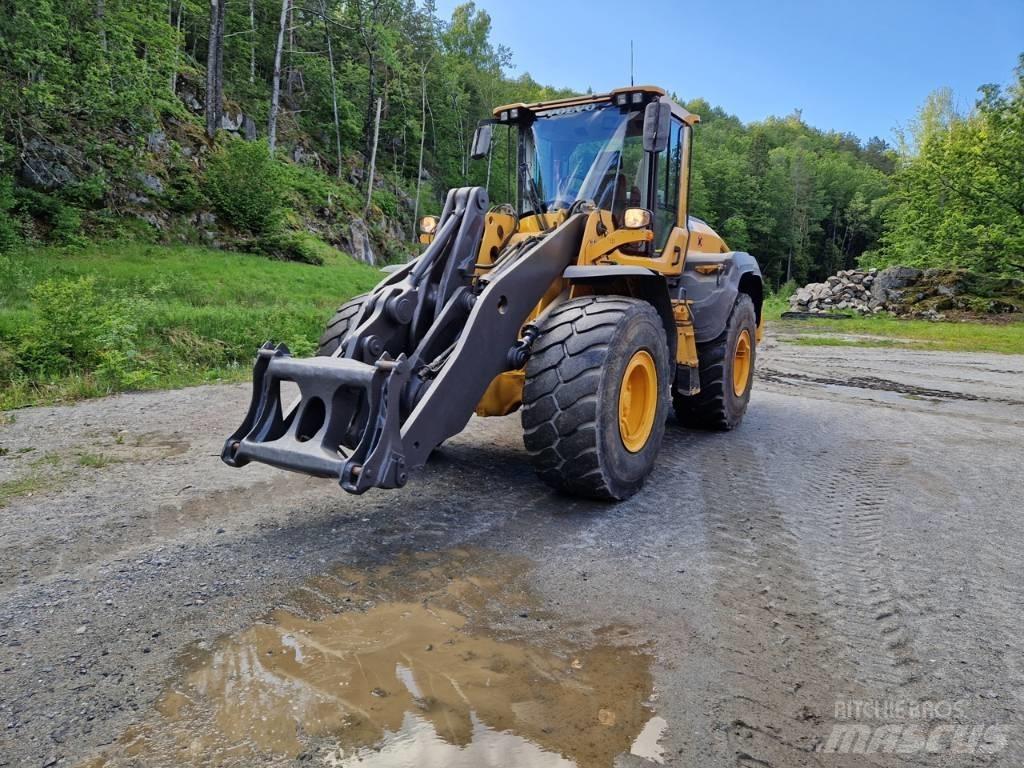 Volvo L 110 H Pale gommate
