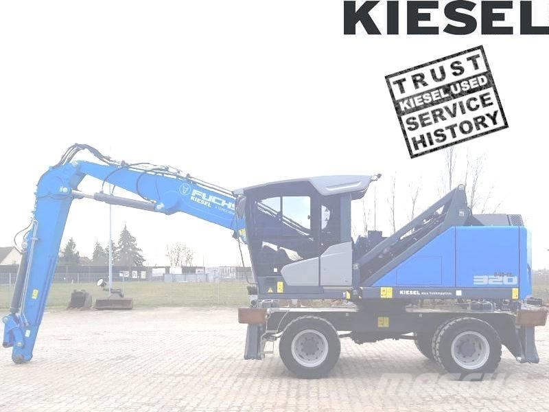 Fuchs MHL 320 F Movimentazione rifiuti