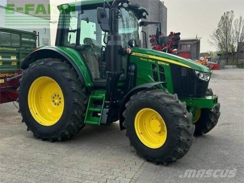John Deere 6090m Trattori