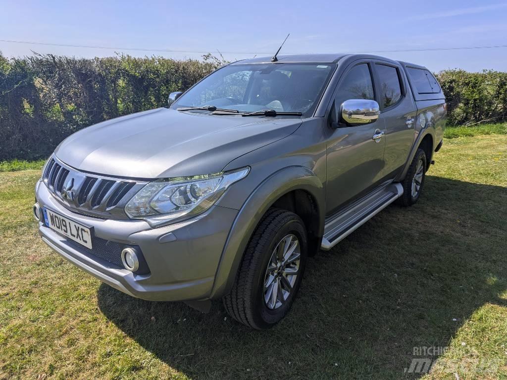 Mitsubishi L 200 Pick up/Fiancata ribaltabile