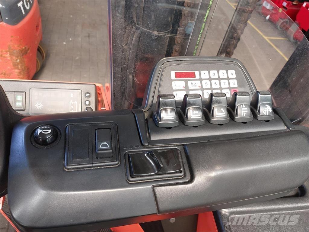 Toyota FRE270 Carrello elevatore retrattile a 4 vie