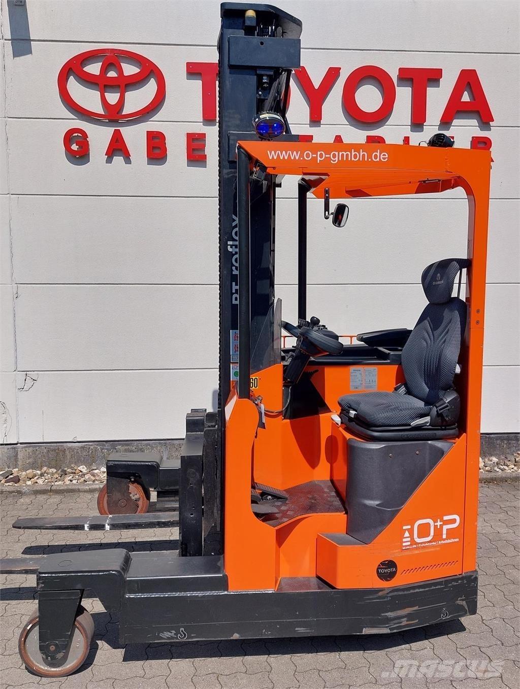 Toyota FRE270 Carrello elevatore retrattile a 4 vie