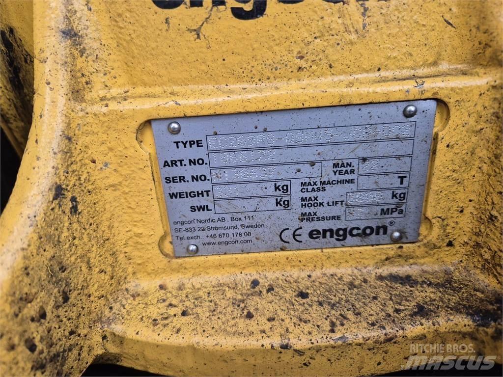 JCB Hydradig 110W Escavatori gommati