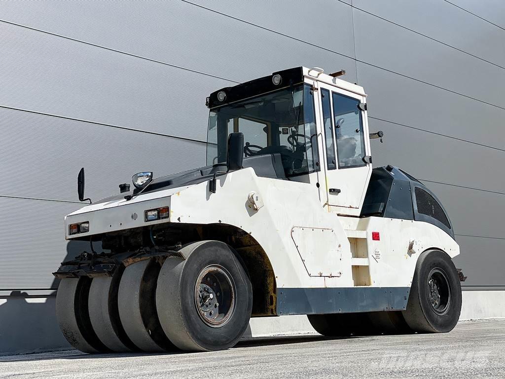 Bomag BW 24 RH Rulli gommati