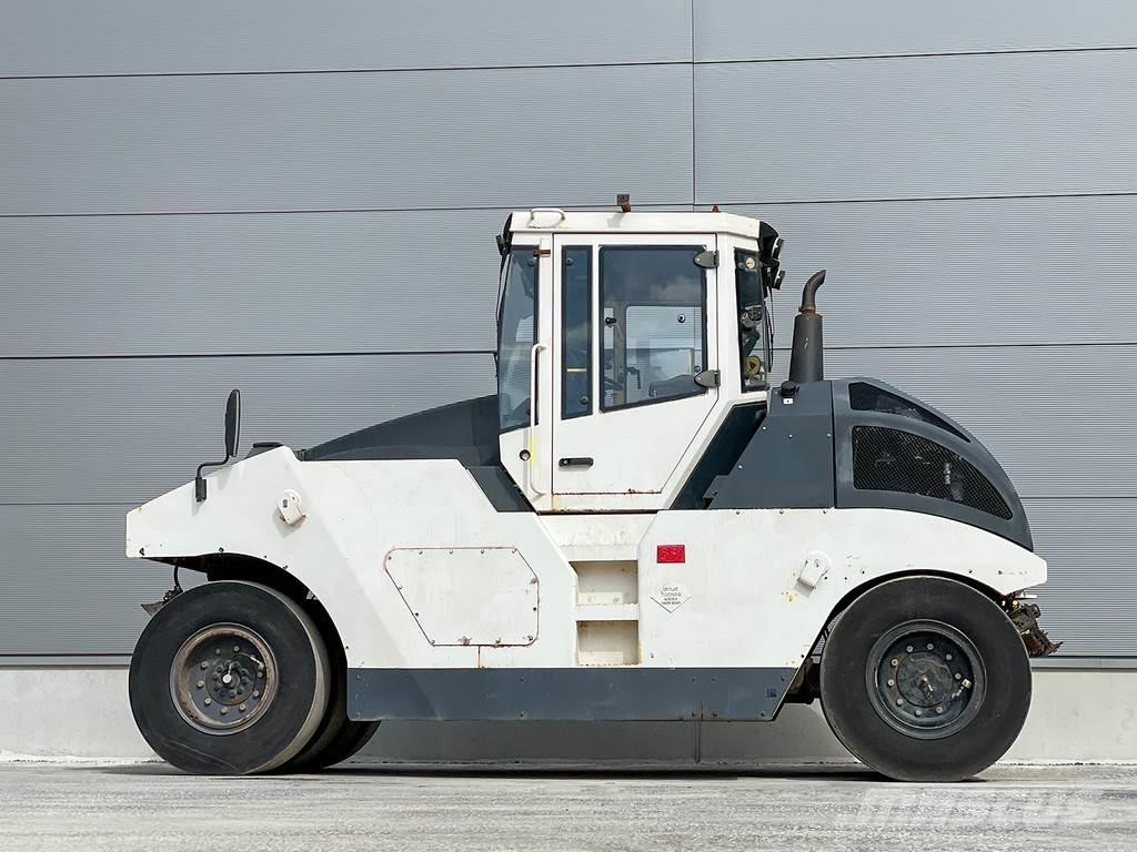 Bomag BW 24 RH Rulli gommati