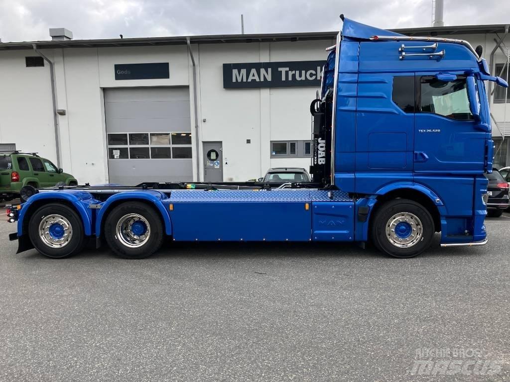MAN TGX 26.510 Camion con gancio di sollevamento