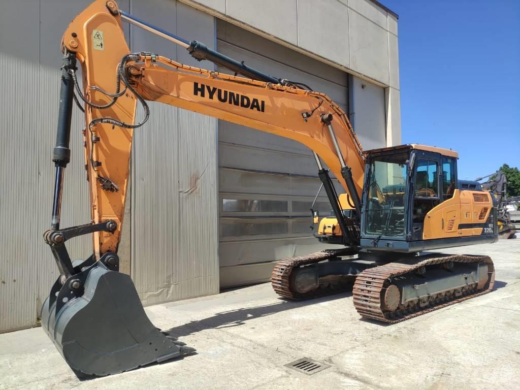 Hyundai HX 220 Escavatori cingolati