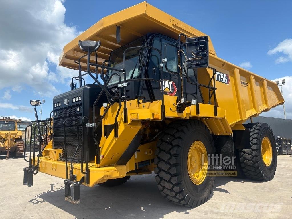 CAT 775 G Dumper a telaio rigido