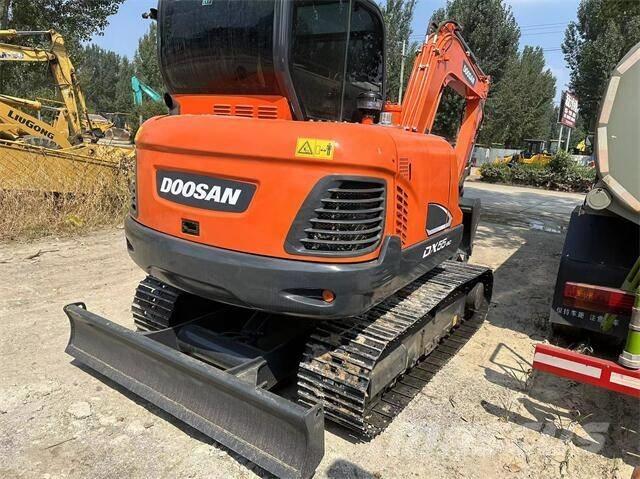Doosan DX55 Miniescavatori