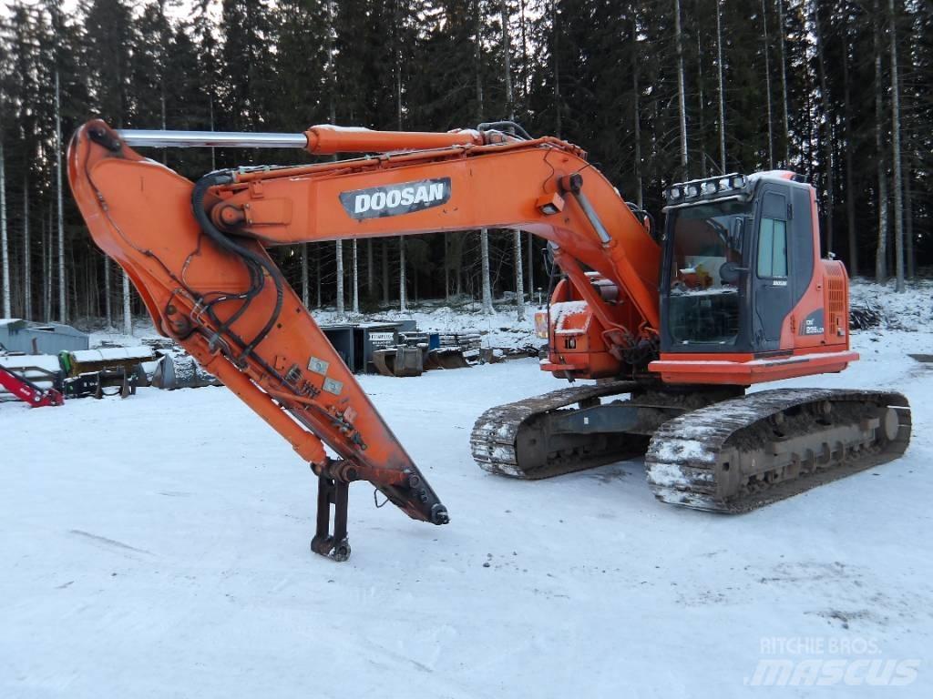 Doosan DX 235 LCR Escavatori cingolati