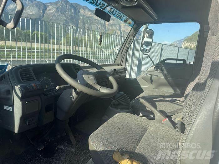 Isuzu 15.75 Furgoni ribaltabili