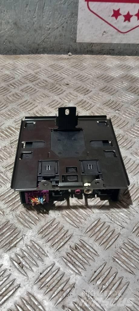 Scania R 440   2132542 Componenti elettroniche