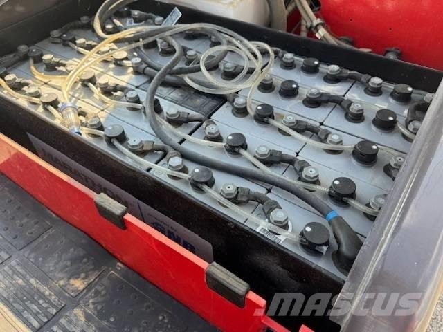 Manitou ME 425 Carrelli elevatori elettrici