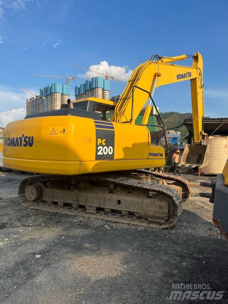 Komatsu PC 200-7 Escavatori cingolati