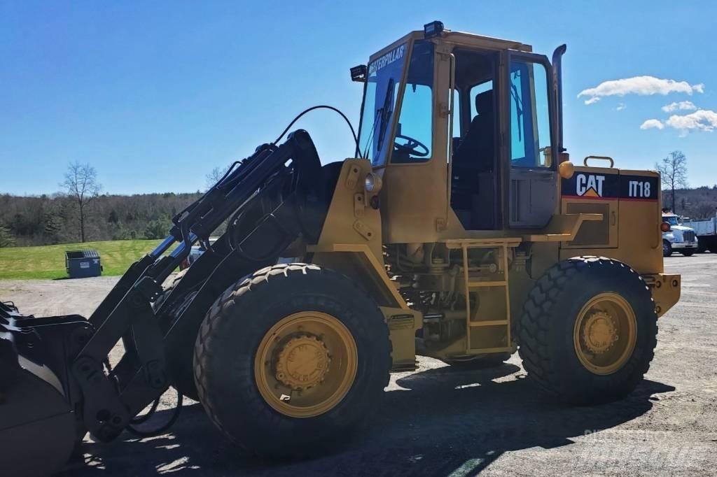 CAT IT18 Pale gommate