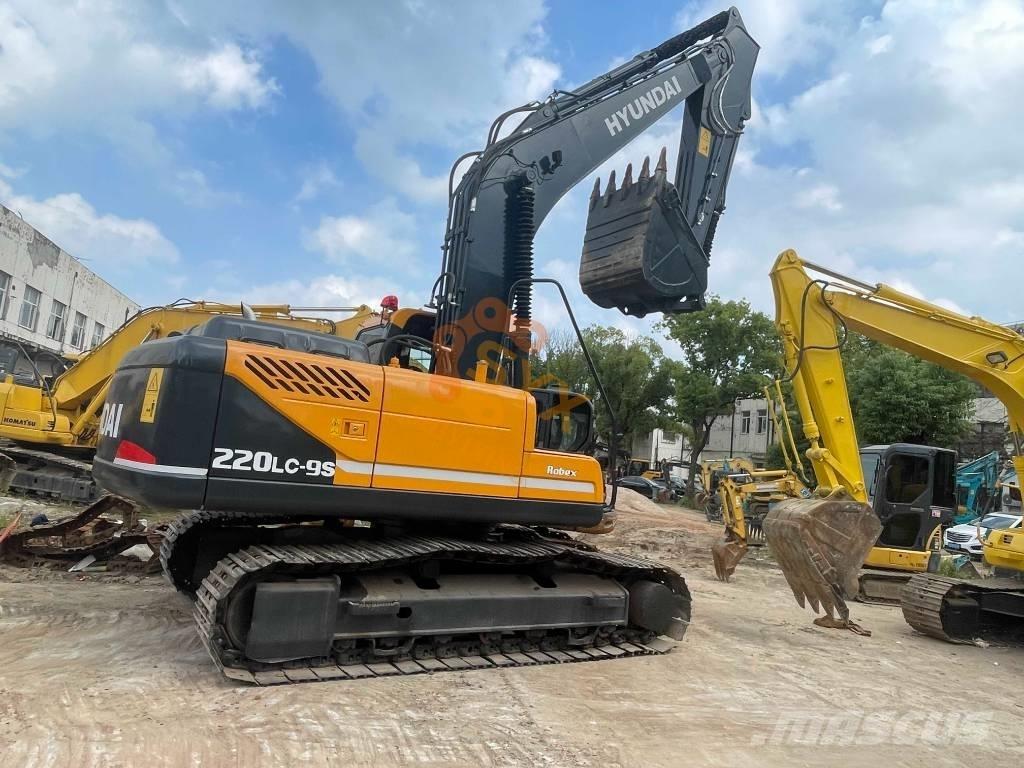 Hyundai Robex 220 Escavatori cingolati