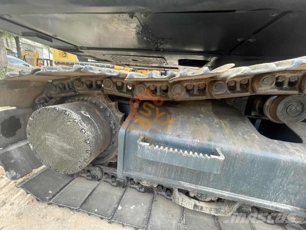 Hyundai Robex 220 Escavatori cingolati