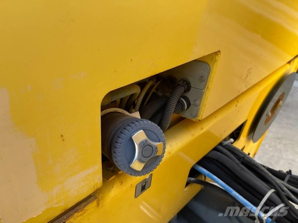 Bomag BW 151 AD-2 Rulli a doppio tamburo