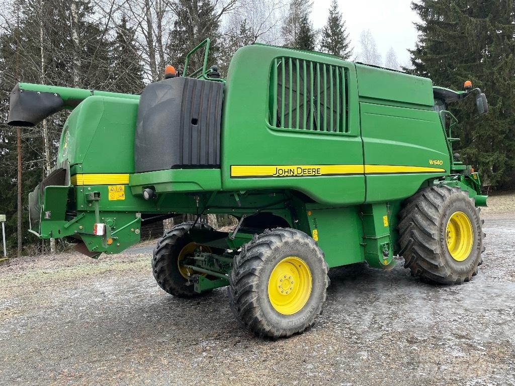 John Deere W 540 Mietitrebbiatrici