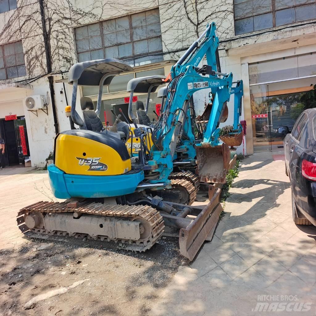 Kubota U-35 Miniescavatori