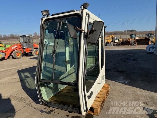 Liebherr SERIA B CAB Cabine e interni