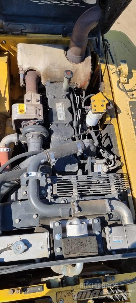 Komatsu PC 210-8 Escavatori cingolati