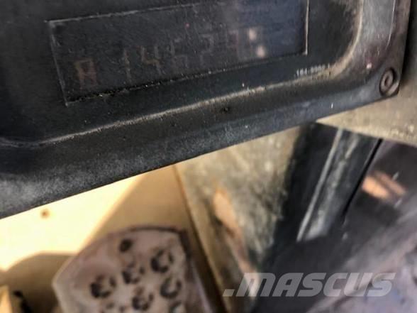 CAT 973C Pale cingolate