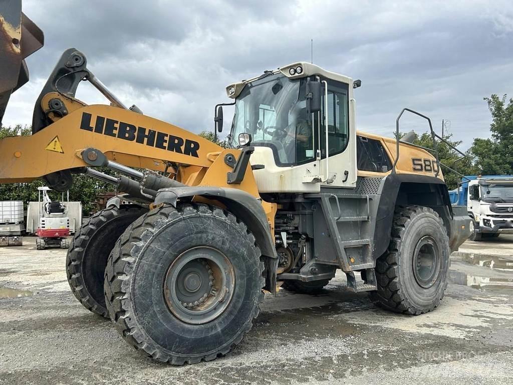 Liebherr L580 - Pale gommate