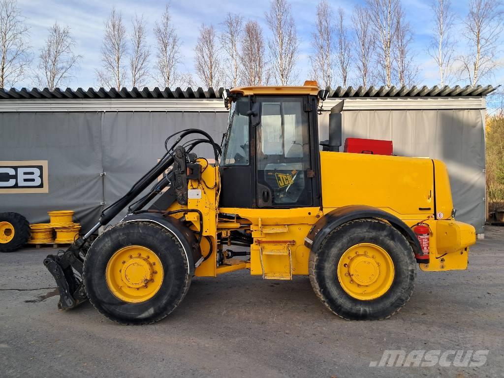 JCB 416S Pale gommate