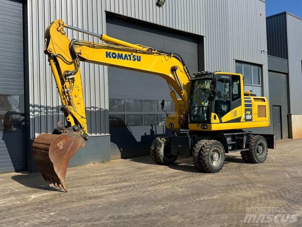 Komatsu PW180-11 Escavatori gommati